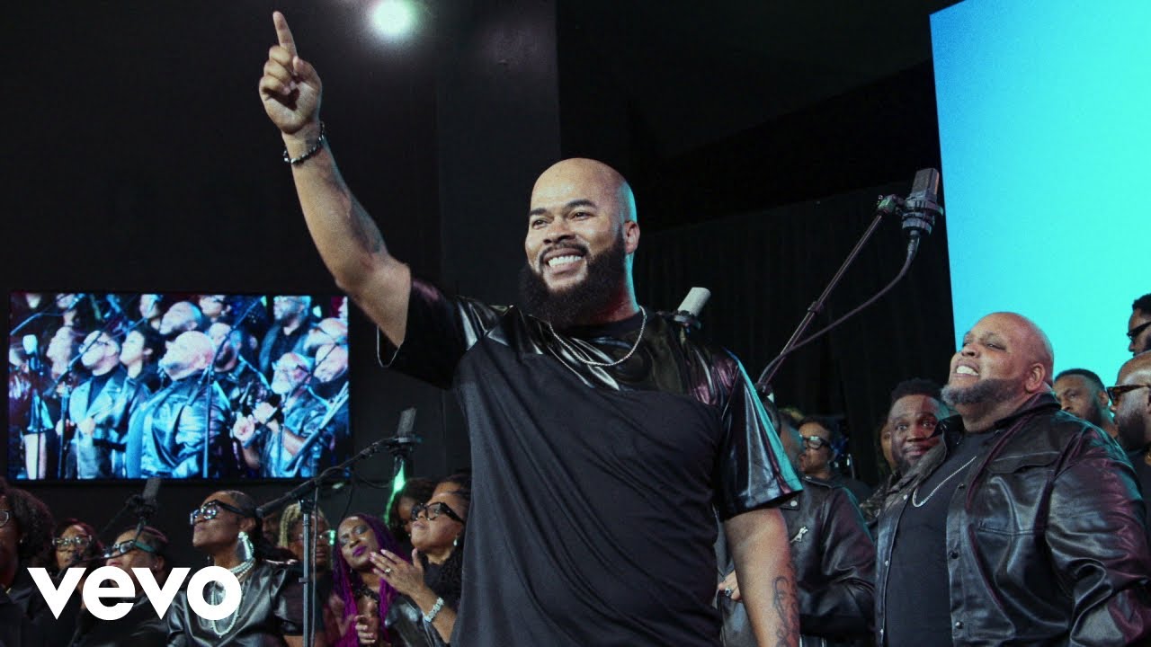 JJ Hairston & Tamela Hairston – Lifted Up (Live)