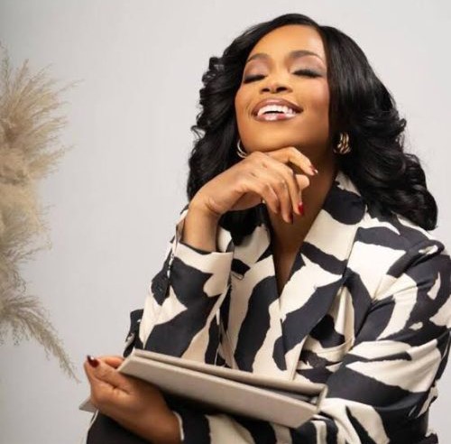 Sandra Mbuyi – Jericho Eko Kueya